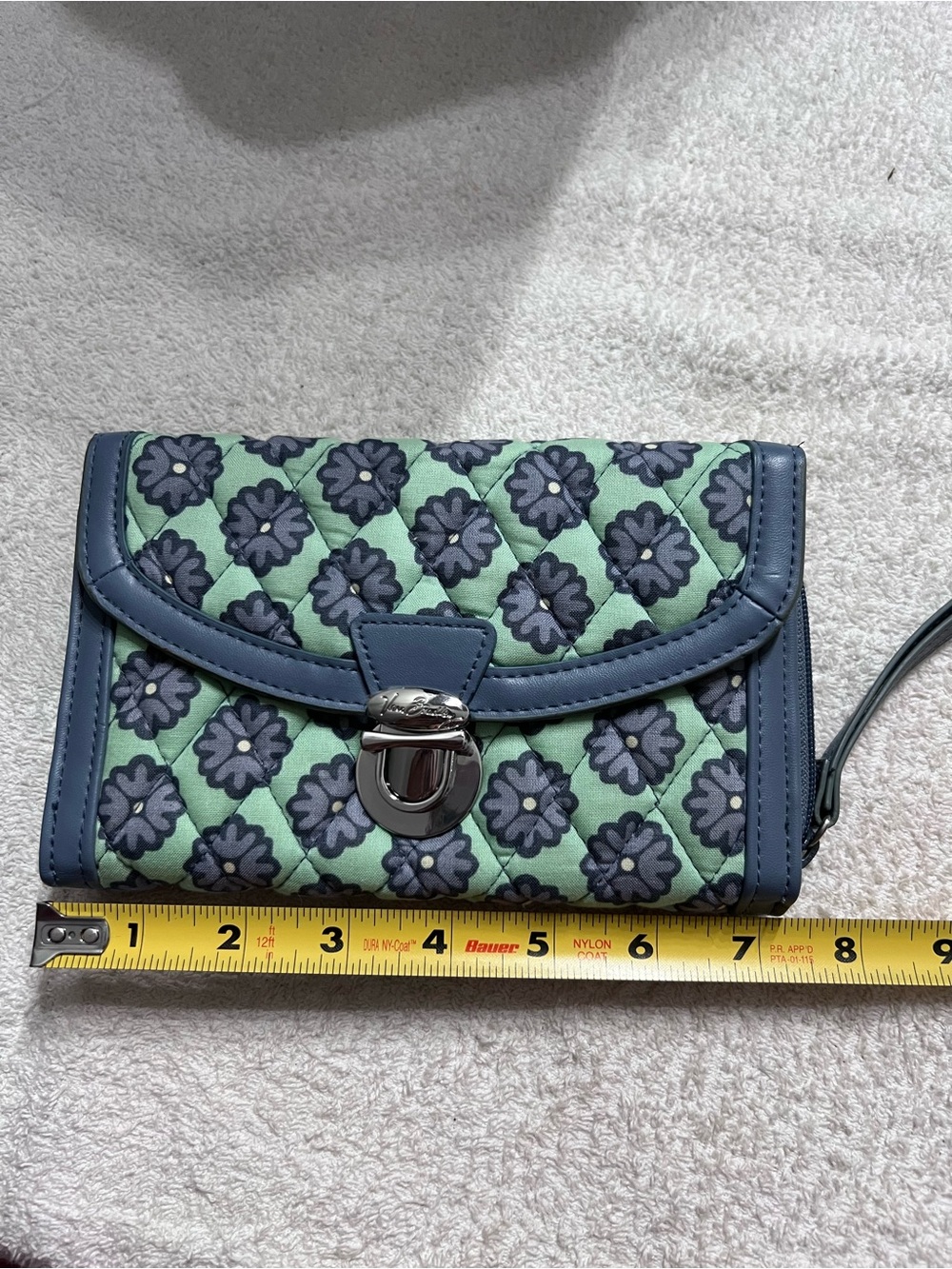 Vera Bradley Ultimate Wristlet Nomadic Blossoms Green Gray Floral Retired Unused